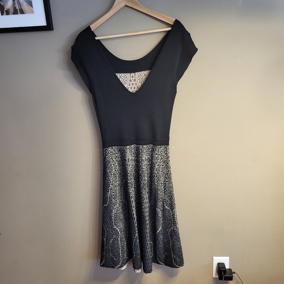 Reiss Jaquard print textured knit dress US 10 - Picture 3 of 16